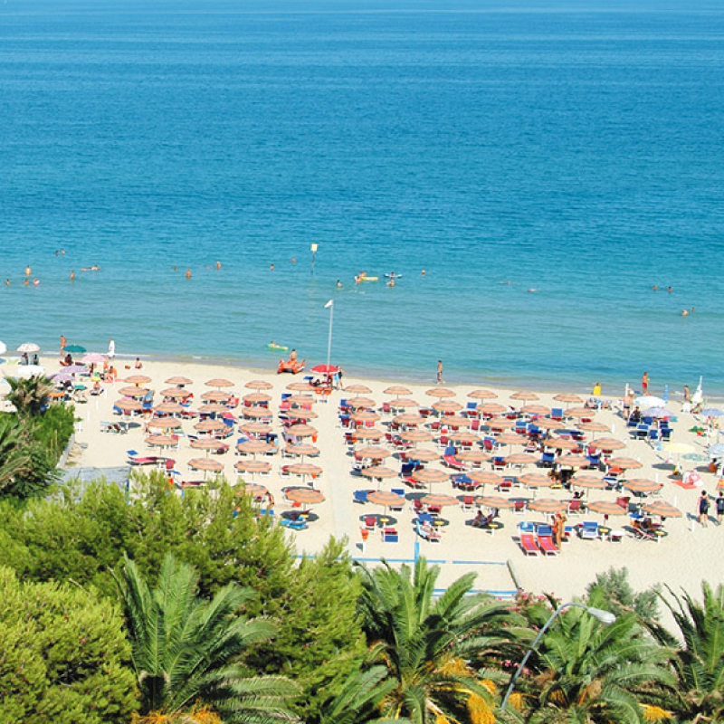 spiaggia alba adriatica