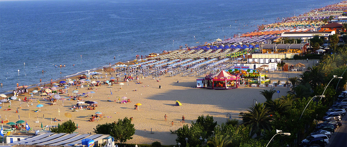 alba adriatica animazione spiaggia